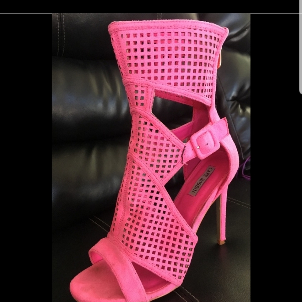 Cape Robbin Gladiator Pink heels